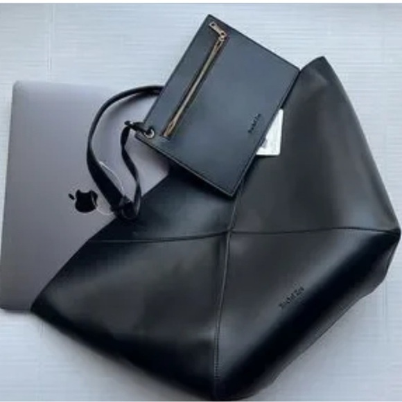 Rachel Zoe Handbags - Rachel Zoe Elegant Black Tote Bag with attached wristlet suede interior